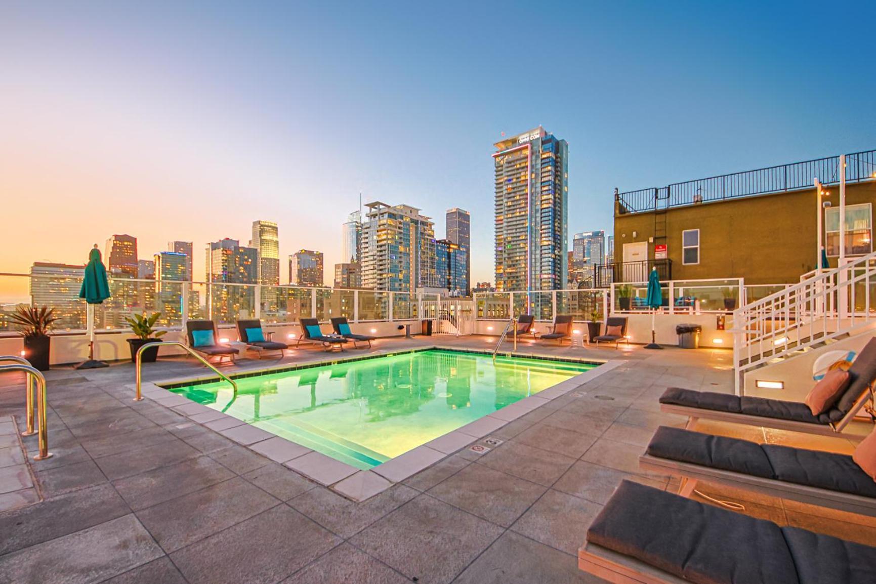 ロサンゼルスStunning 1 Bdr 1 Bth, Pool, Jacuzziアパートメント エクステリア 写真