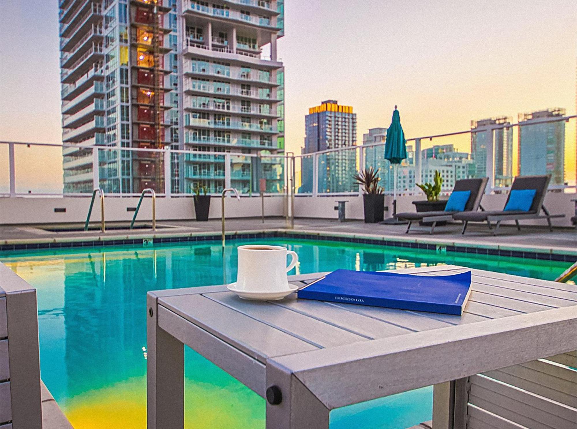 ロサンゼルスStunning 1 Bdr 1 Bth, Pool, Jacuzziアパートメント エクステリア 写真